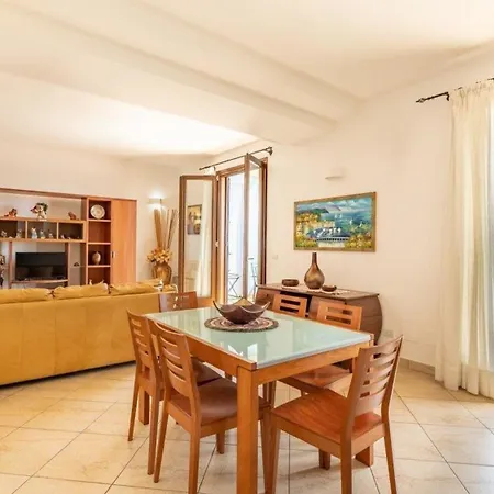 Studio Fur 5 Personen Ca 95 Qm In Gallipoli, Apulien Provinz Lecce Apartment