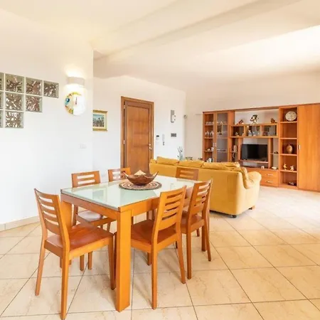 Studio Fur 5 Personen Ca 95 Qm In Gallipoli, Apulien Provinz Lecce Apartment