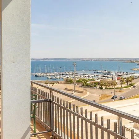 Studio Fur 5 Personen Ca 95 Qm In Gallipoli, Apulien Provinz Lecce Apartment *